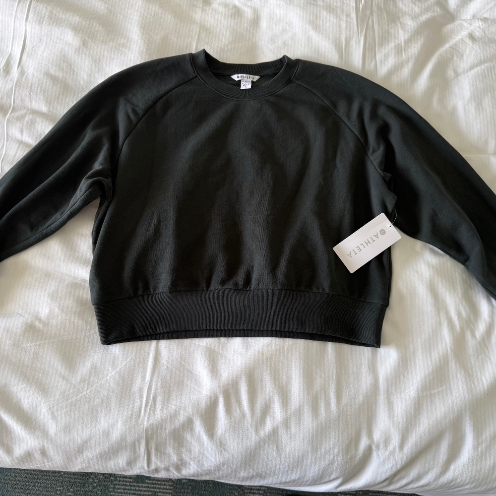 Athleta sweatshirt women’s size Large dark green grey